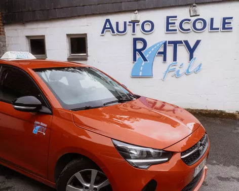 Voiture auto-école Raty pour le permis B